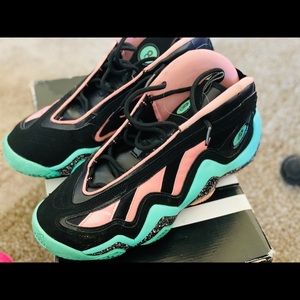 Shoes - crazy 97’s